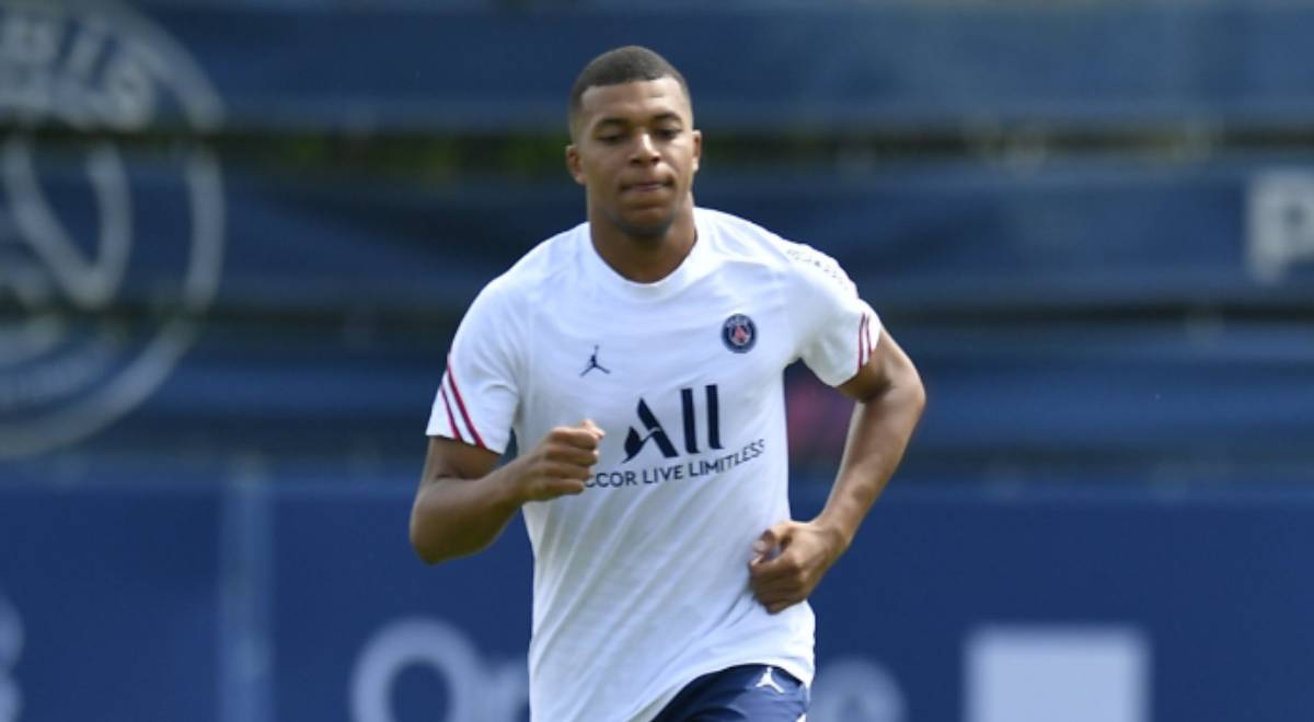 Kylian Mbapp Feliz En Entrenamientos De Psg Se Queda