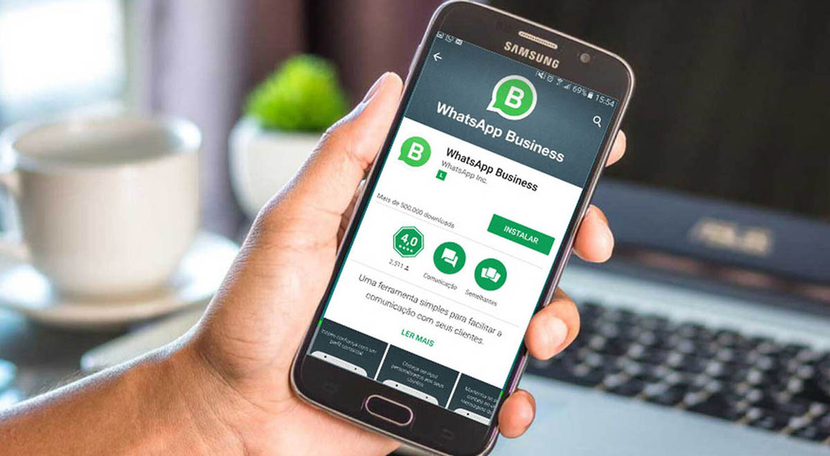 WhatsApp Business: how to report an issue in the business version.