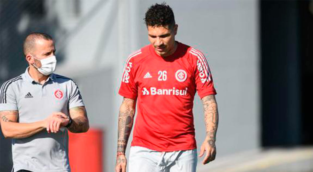 Guerrero preocupa a la selección peruana porque aún no define su futuro con Inter