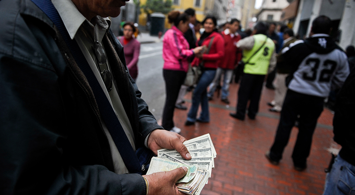 ¿Cuál es el tipo de campo del Dólar en el Perú HOY, sábado 2 de abril?