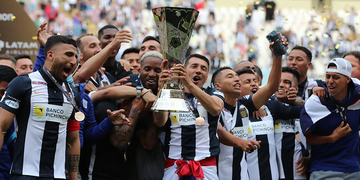 Cuatro campeones del fútbol peruano que no encuentran equipo este 2022