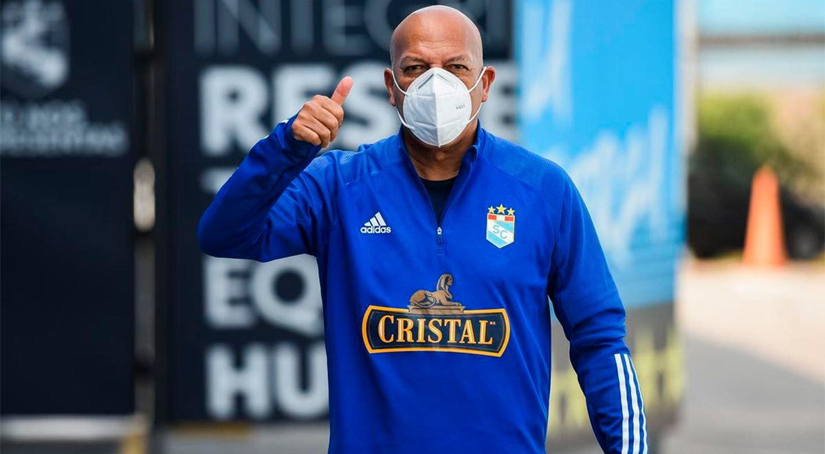 Roberto Mosquera es respaldado por directivos de Sporting Cristal pese a mala campaña en Libertadores