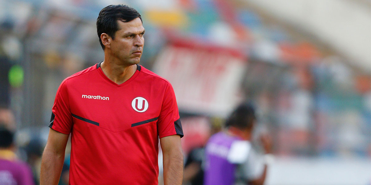 Universitario perdió el Torneo Apertura, pero Jorge Araujo seguiría al mando del equipo