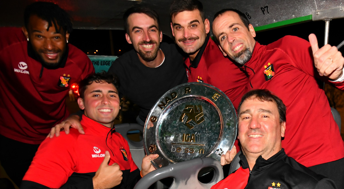 Melgar sobre el defectuoso trofeo del Torneo Apertura: 