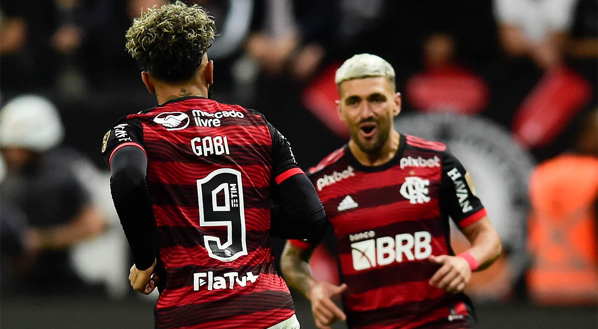 Flamengo venció a Corinthians y está cerca de las semifinales: resumen y goles