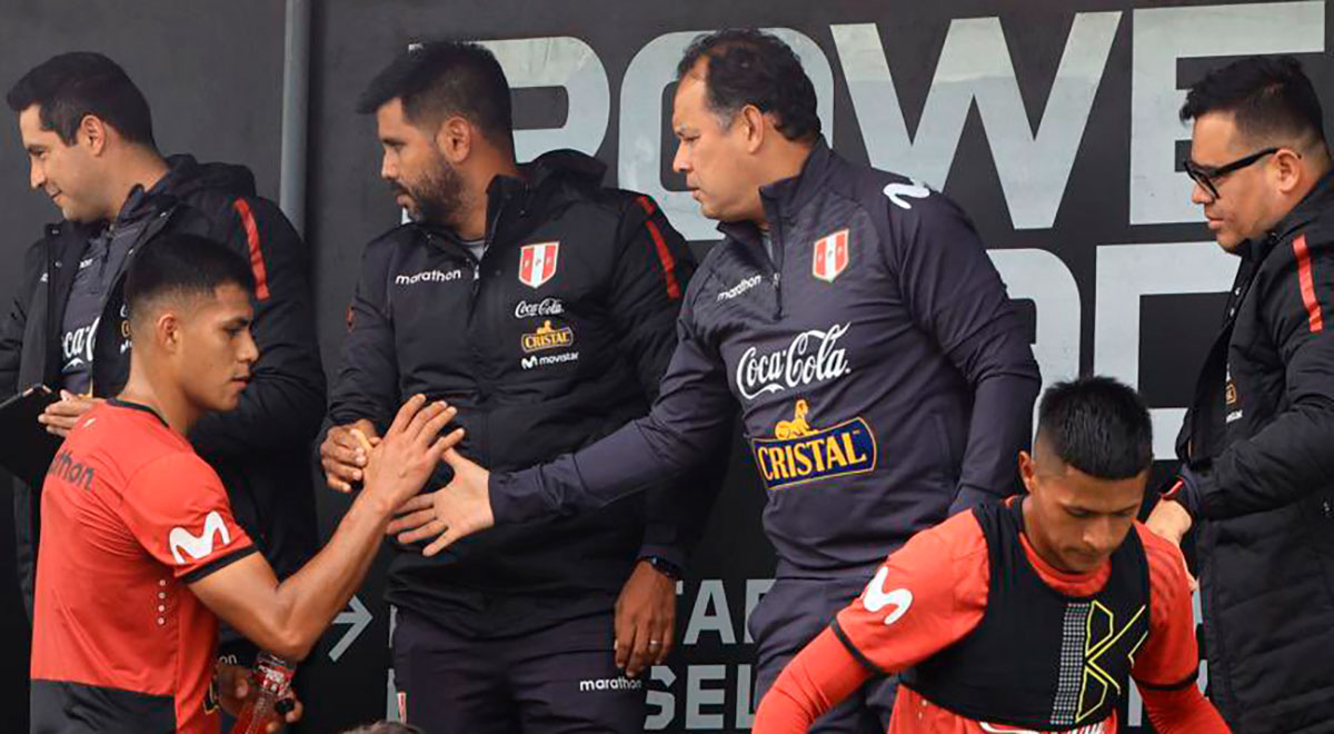 ¿Inicia la nueva generación?: Juan Reynoso observó entrenamiento de la Selección Peruana Sub 23