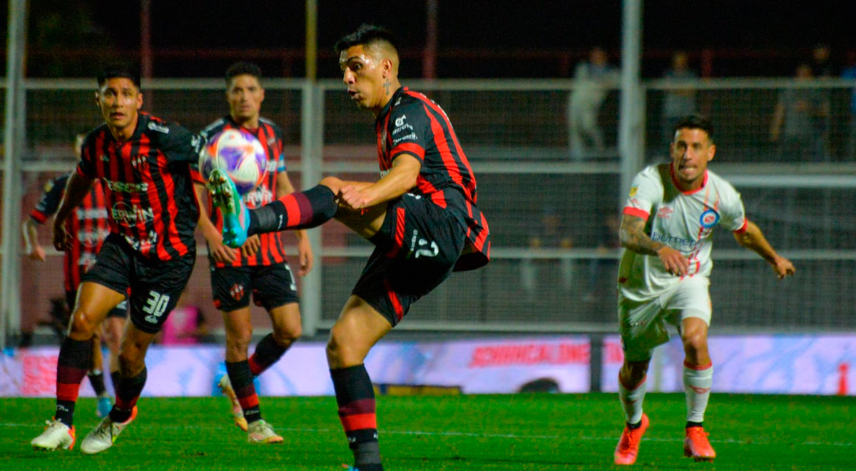 Argentinos Juniors drew 0-0 with Patronato in the Professional League: summary