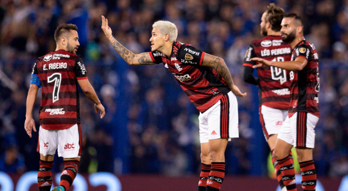 Flamengo a un paso de la final tras golear 4-0 a Vélez: resumen y goles