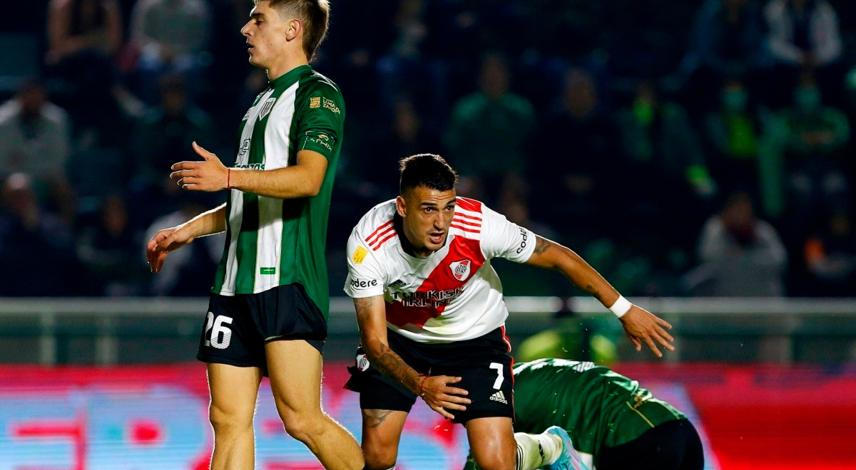 What time does River Plate vs. Banfield play and where can I watch the live match in Argentina?