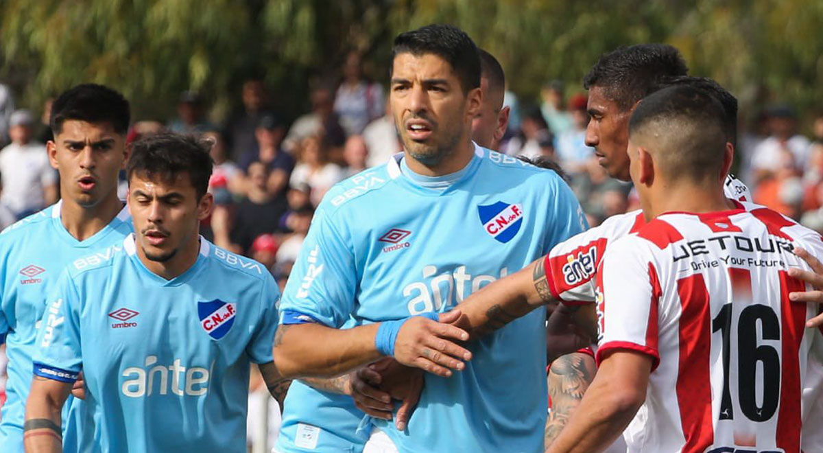Luis Suárez descontento con el empate 1-1 de Nacional con River Plate