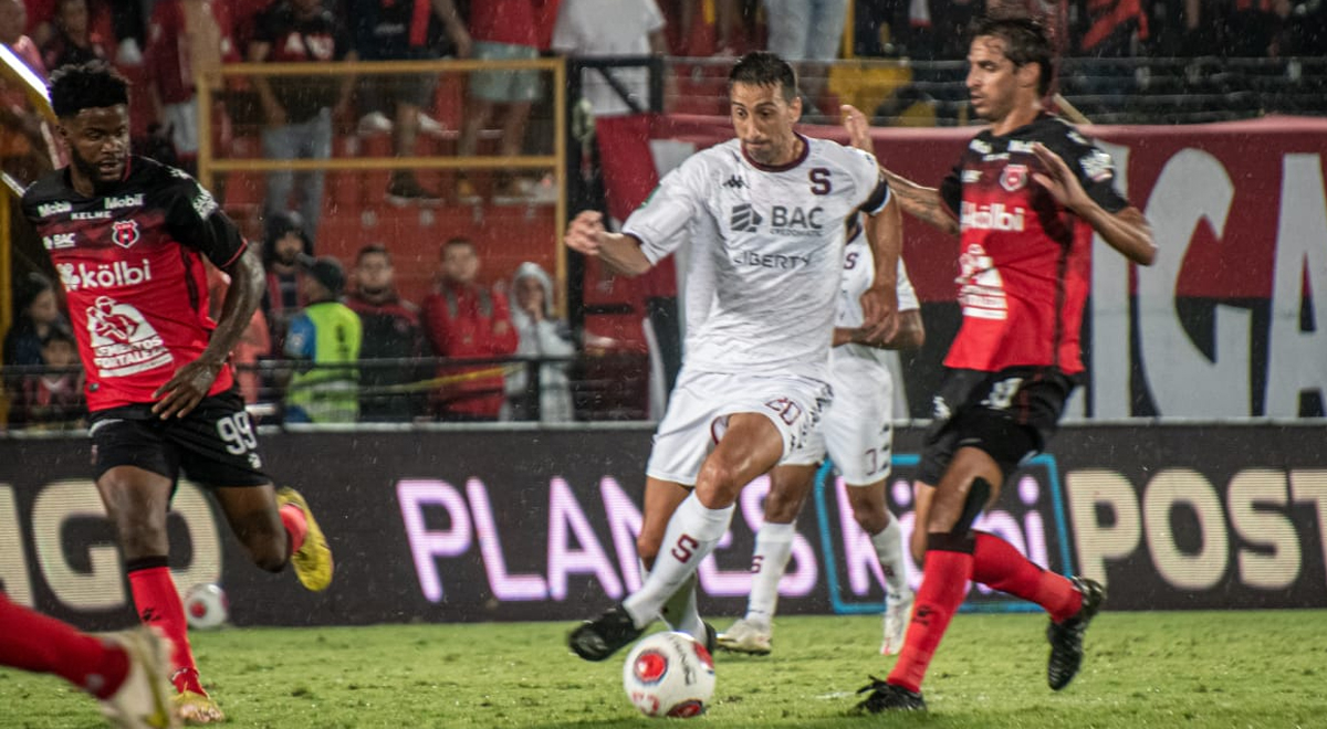 Alajuelense igualó 0-0 ante Saprissa por la semifinal ida de la Liga Promérica: resumen