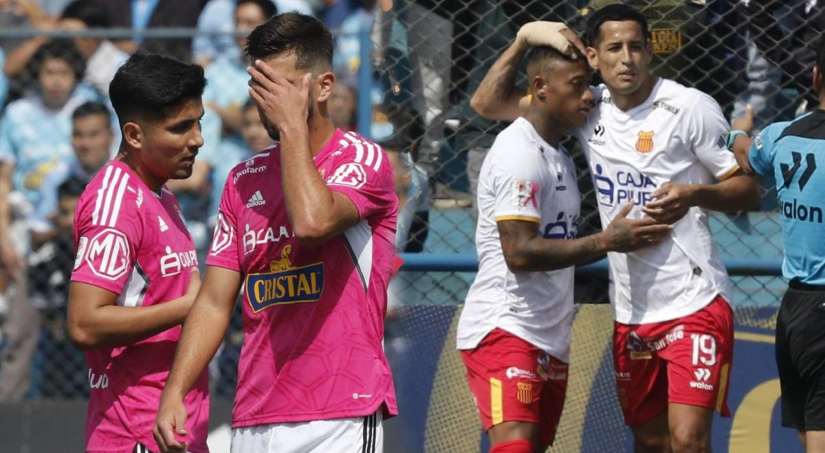 Sporting Cristal se complica solo: perdió 2-1 con Grau en una fecha clave