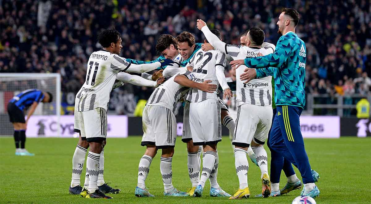 Juventus ganó el clásico tras vencer por 2-0 a Inter y se acercó a los primeros lugares