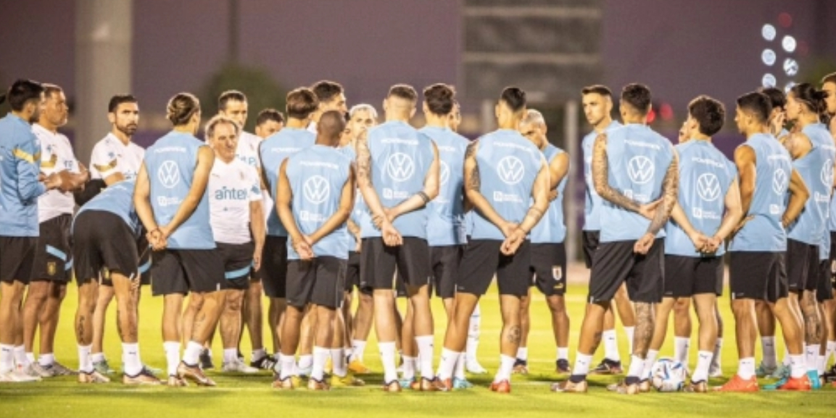 Arquero de Uruguay dejó Qatar a días del Mundial y regresó a su país por lamentable noticia