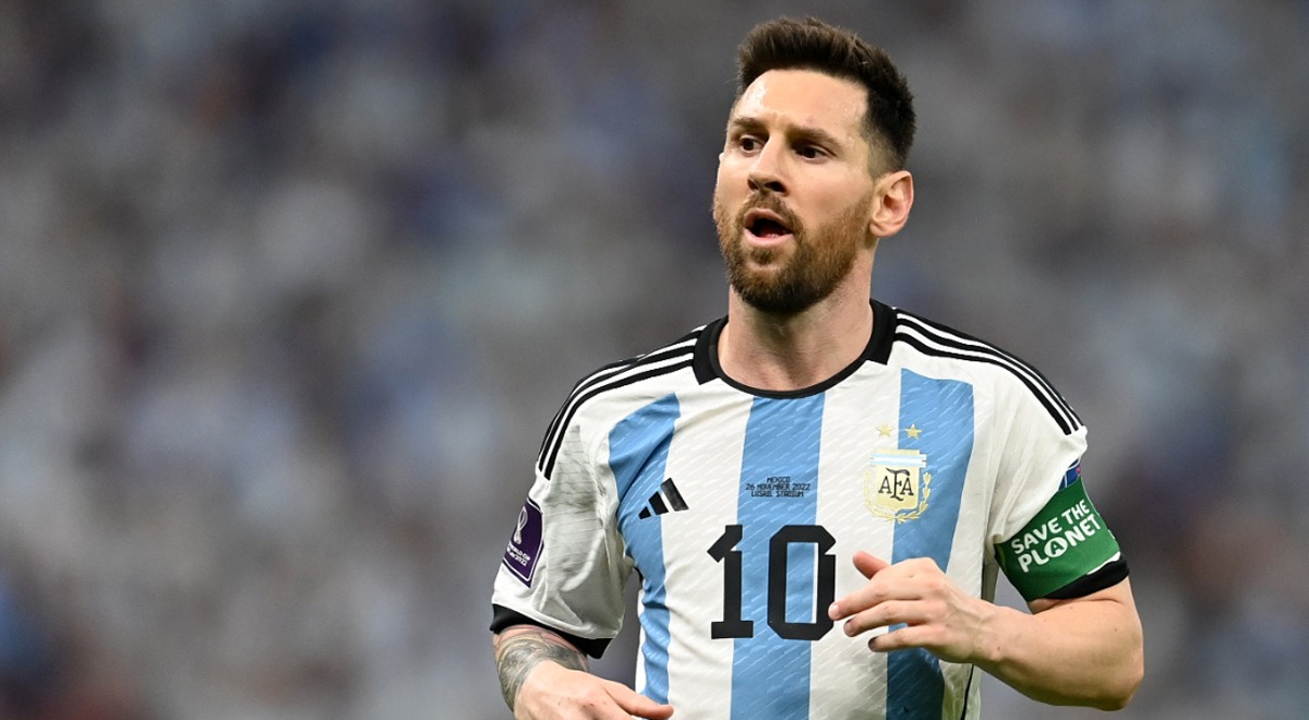 Argentina defeated Mexico in the Qatar 2022 World Cup: score, summary, and goals.