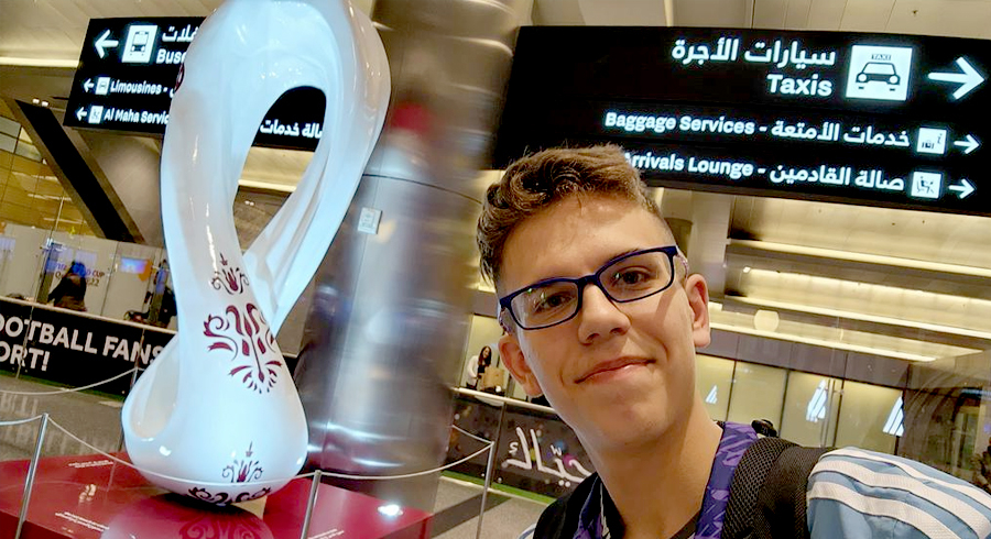 Influencer argentino logra viajar a Qatar para la gran final y confía en la 'Albiceleste'