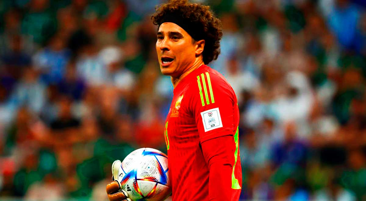 'Memo' Ochoa surprises the world and signs for an iconic team in Italy's Serie A.