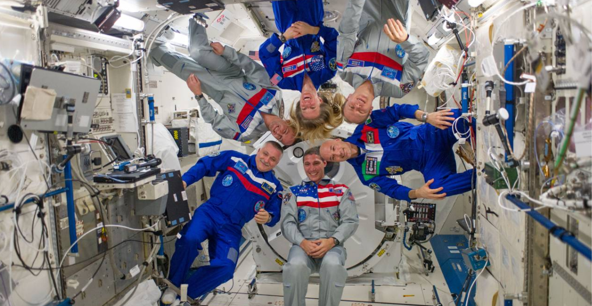 ¿Cuándo celebran Año Nuevo los astronautas de la Estación Espacial Internacional?