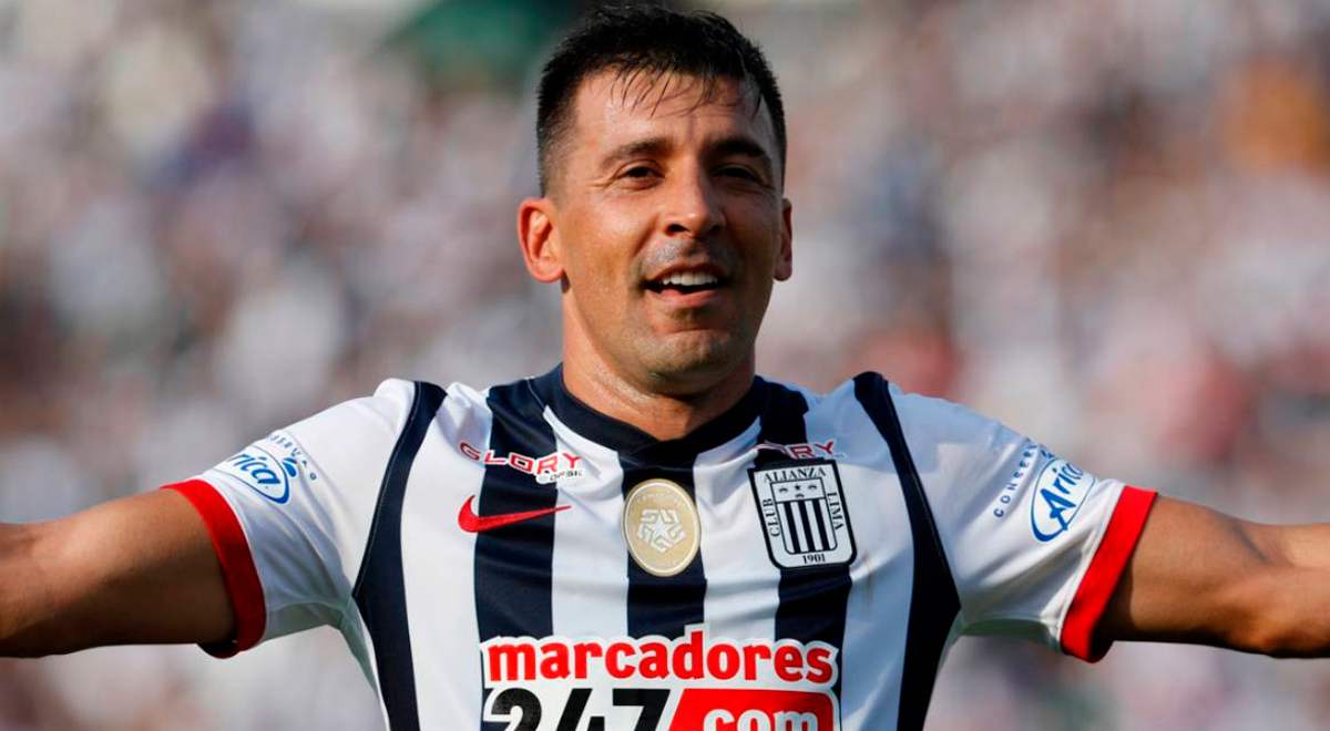 Edgar Benítez would demonstrate his talent in a newly promoted club to the first division.