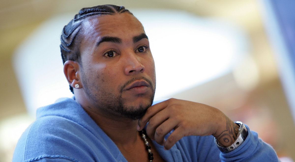 Bolivia issued an arrest warrant for aggravated fraud against Don Omar and detained Zion and Lennox.