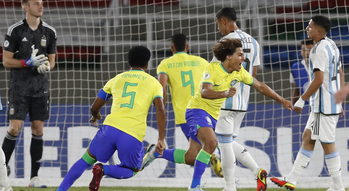 Brasil venció 3-1 a Argentina y sigue invicto en el Sudamericano Sub 20