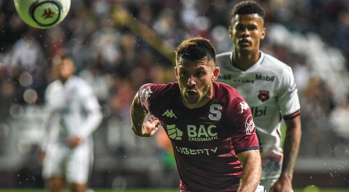 What was the result of the classic Saprissa vs Alajuelense match for matchday 5 of the Costa Rica Cup?