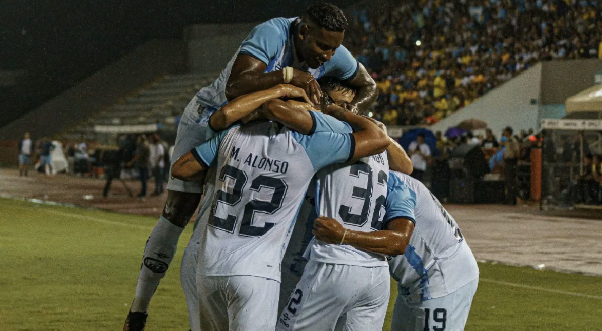 'La noche del City' fue una fiesta y sobre la hora Guayaquil derrotó a Barcelona por 3 a 2