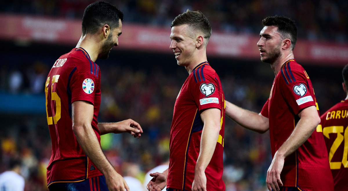 España goleó con facilidad a Noruega (3-0) por las Eliminatorias Eurocopa