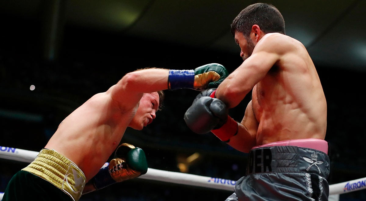 Canelo Álvarez is the 'Boxing King': he defeated John Ryder by unanimous decision.