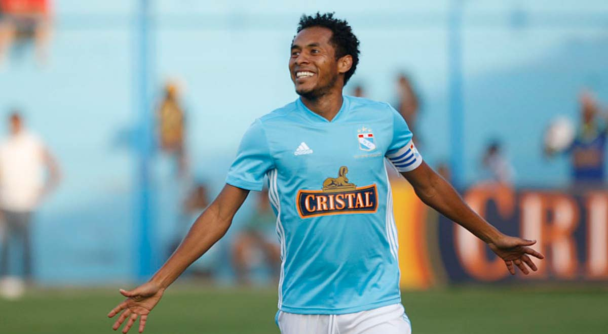 Carlos Lobatón conmociona a hinchas de Sporting Cristal con post en redes: 