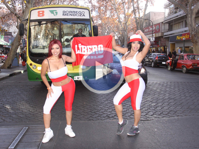 Las Vedettes Peruanas Daysy E Irina Siguen Asombrando Argentina Con Sus