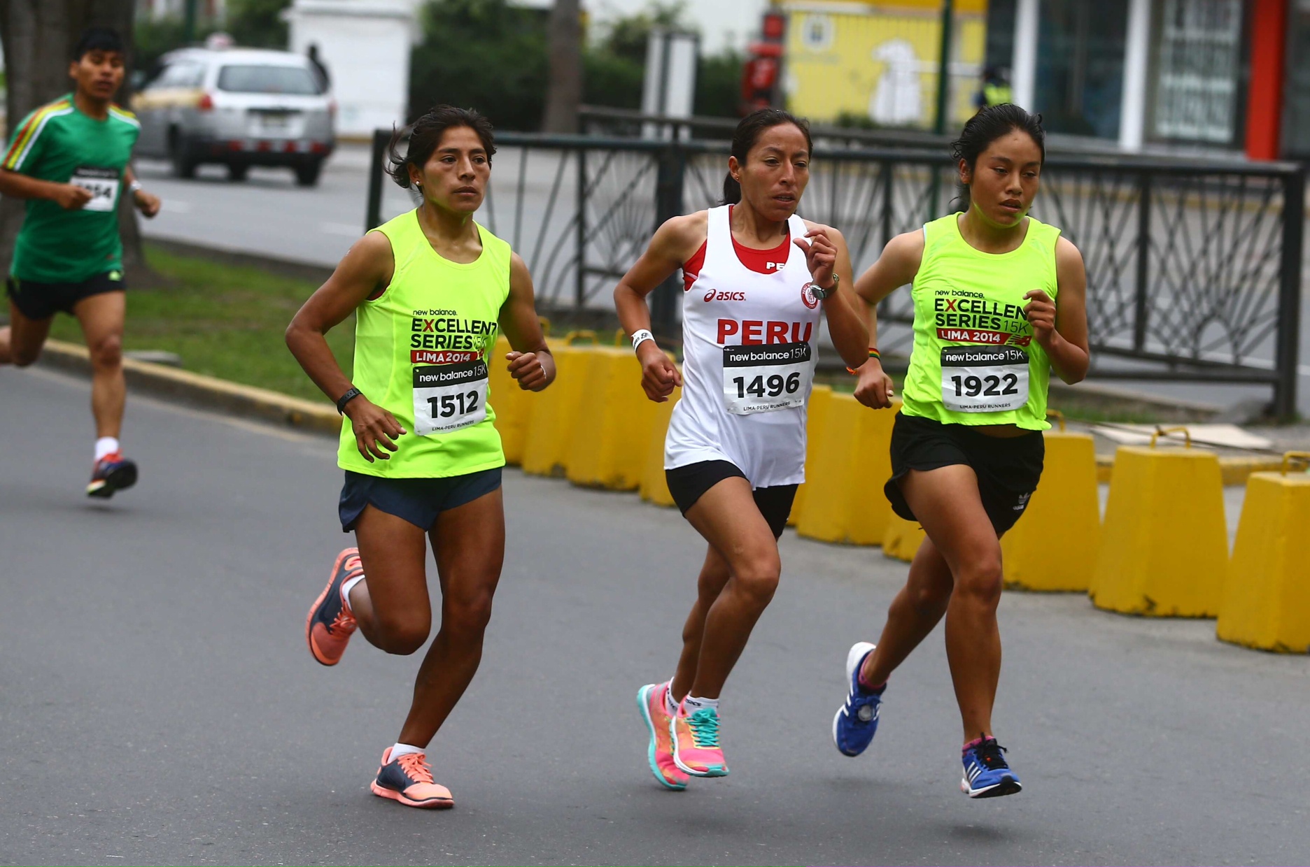 Fotos carrera hotsell new balance 15k