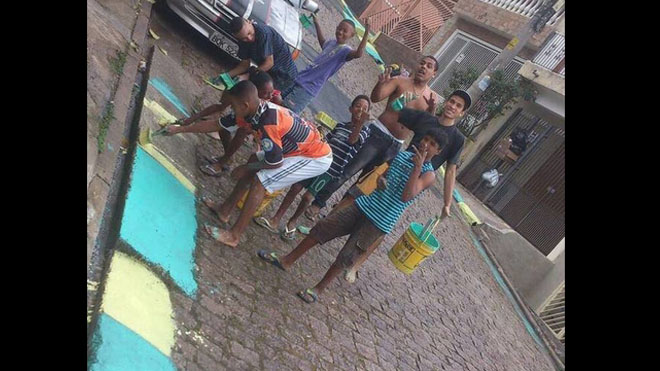 Gabriel Jesus De Pintar Paredes Sin Zapatos A Ser Figura Del Manchester City Fotos