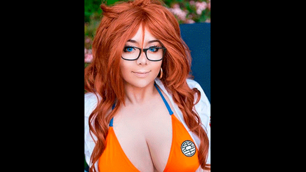 Dragon Ball: hermosa cosplayer se transforma por completo en la sexy  Androide 21