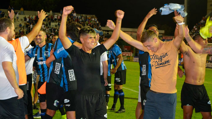 Liverpool venció 4-2 a Nacional y se coronó campeón de la Supercopa Uruguaya