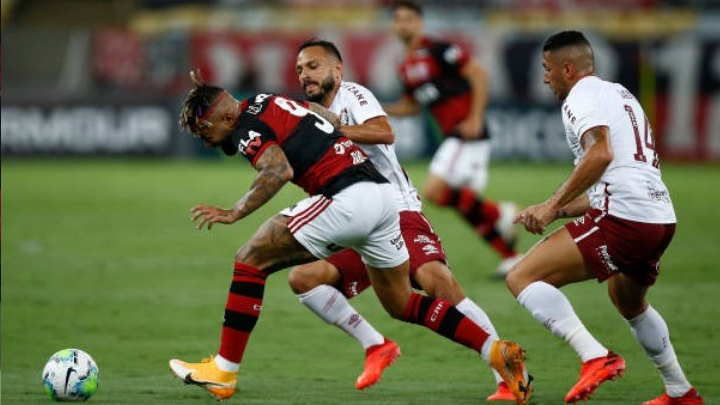 Flamengo Cayo 1 2 Ante Fluminense En El Clasico Del Brasileirao Video