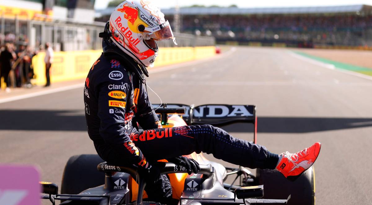 Max Verstappen fue trasladado a una clínica tras percance Max Verstappen fue trasladado a una clínica tras percance