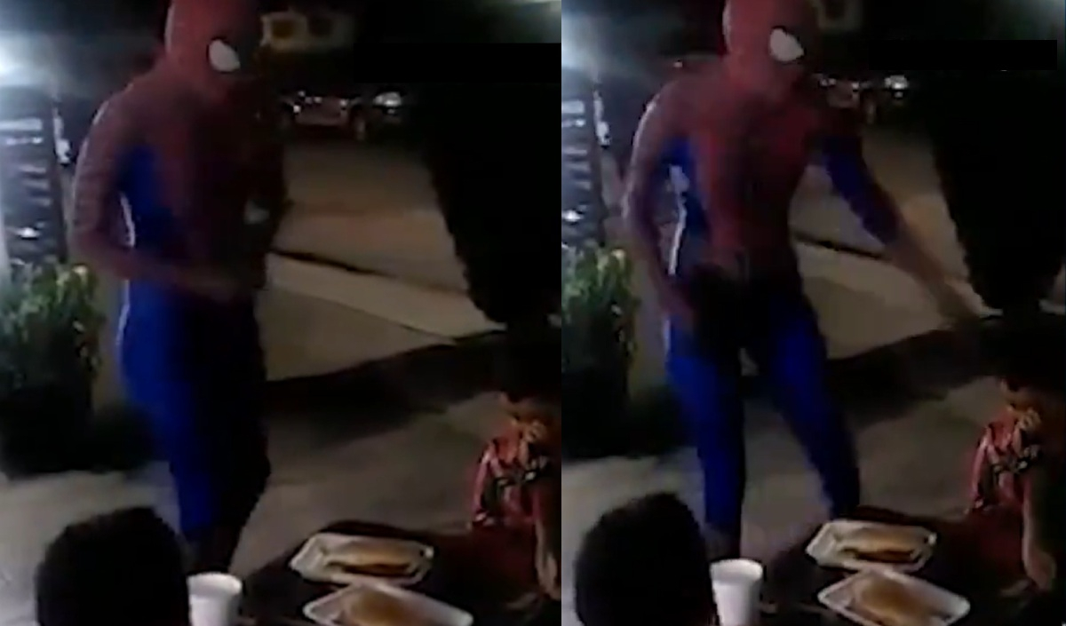 Escuchó su sentido arácnido! Joven disfrazada de 'Spider-Man' salva a niños  de balacera