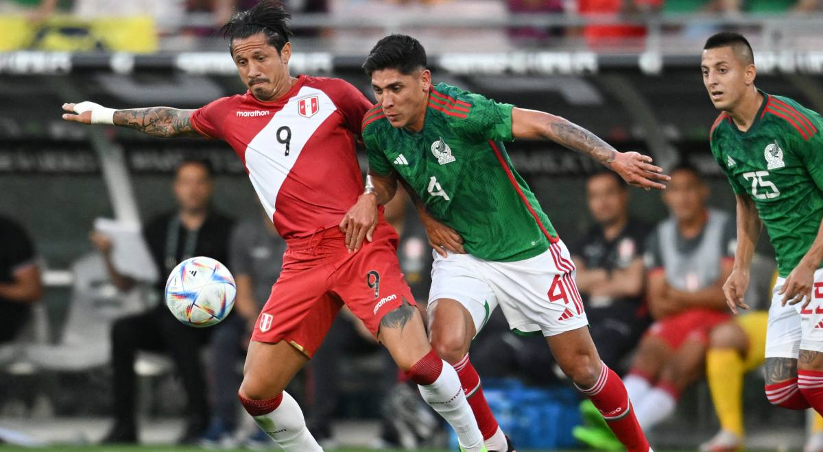 Selección peruana  Juan Reynoso explica que una semifinal de