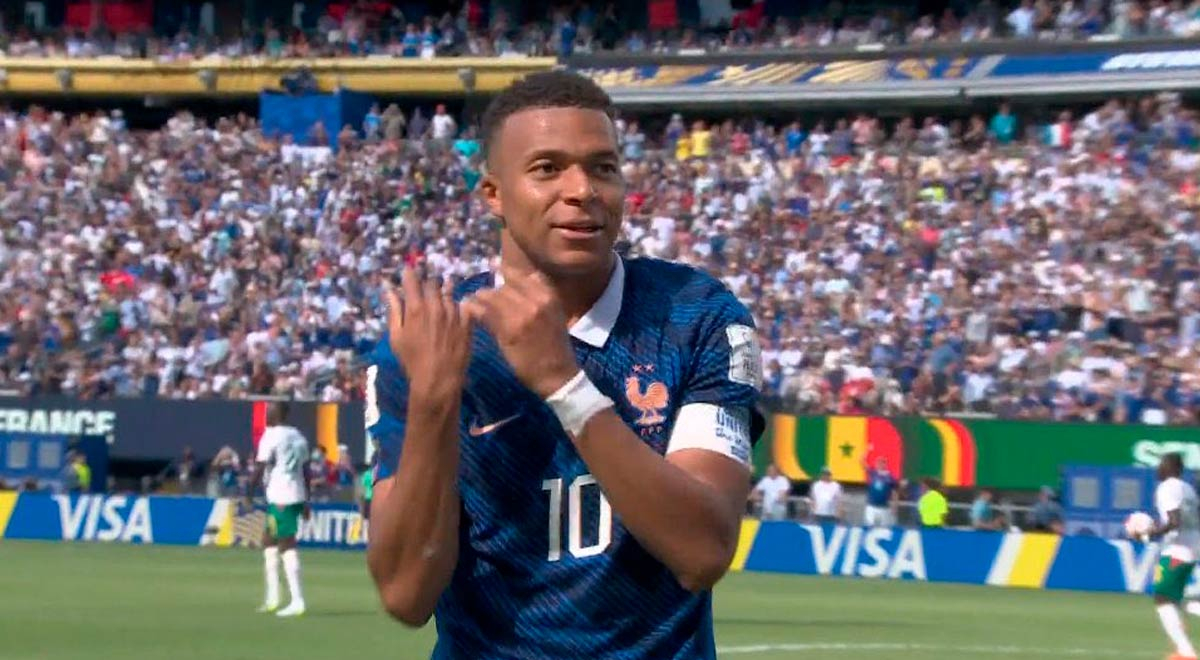 Gol de Kylian Mbappé para el 1-0 de Francia ante Senegal.